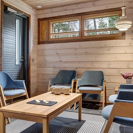 Отель Lapland Fellas -